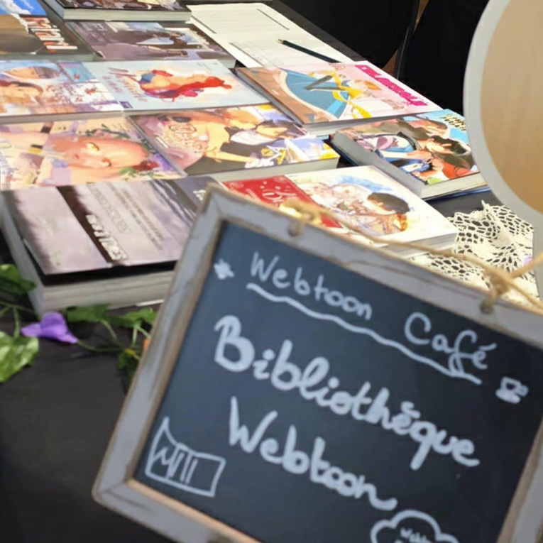Webtoon Café, la Bibliothèque éphémère
