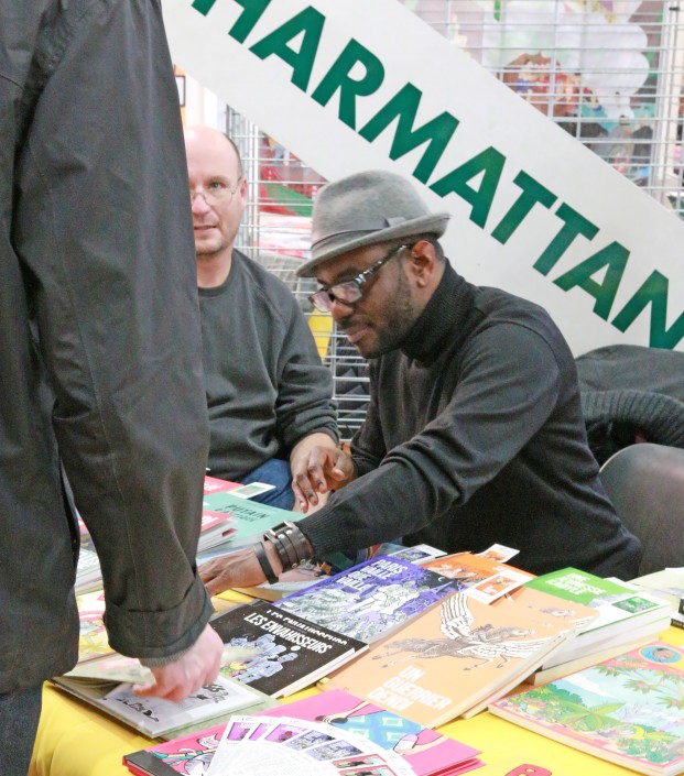 Stand L’Harmattan au SoBD 2015 Stand L'Harmattan au SoBD 2015