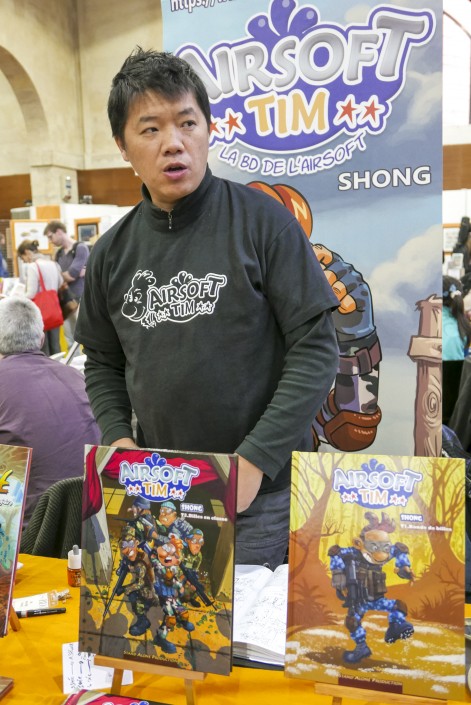 Le dessinateur Shong Yong au SoBD 2015 Le dessinateur Shong Yong au SoBD 2015